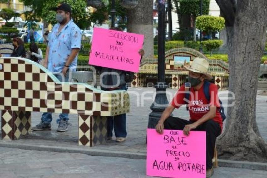 ATLIXCO . MANIFESTACIÓN AGUA POTABLE