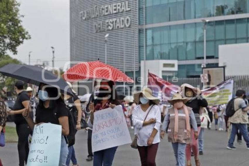 28 DE OCTUBRE . MANIFESTACIÓN