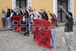 MANIFESTACIÓN NORMALISTAS