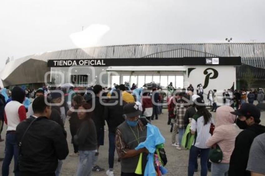 BÉISBOL . PERICOS VS ÁGUILAS