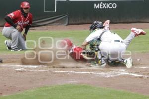 BÉISBOL . PERICOS VS ÁGUILAS