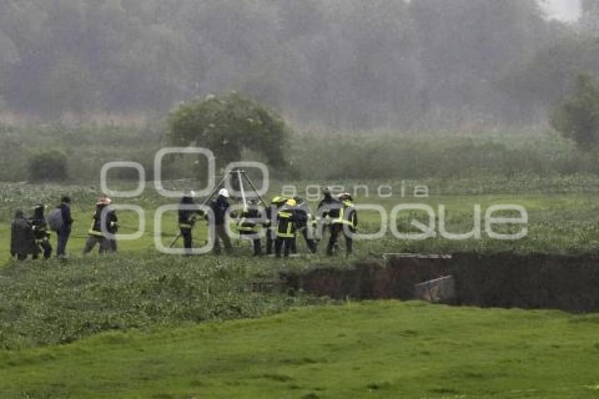 SOCAVÓN . RESCATE DE PERRITOS