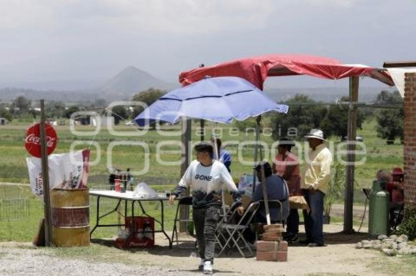 SOCAVÓN . PUESTOS DE COMIDA