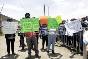 SOCAVÓN . MANIFESTACIÓN GOBERNADOR