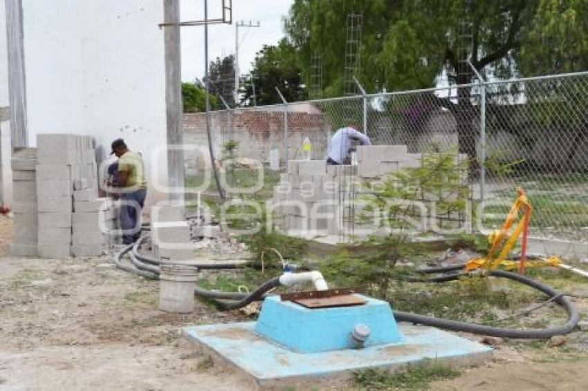 TEHUACÁN . POZO DE AGUA