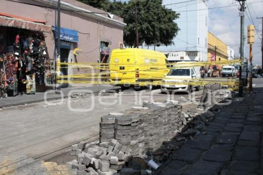 OBRA CLAUSURADA 8 PONIENTE