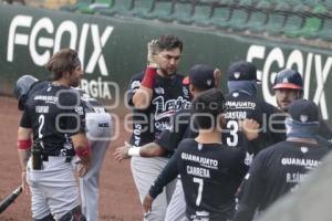 BÉISBOL . PERICOS VS BRAVOS