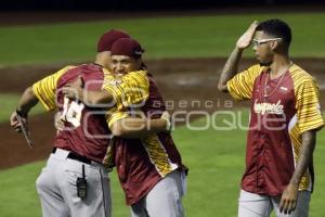 BÉISBOL . VENEZUELA VS PAÍSES BAJOS