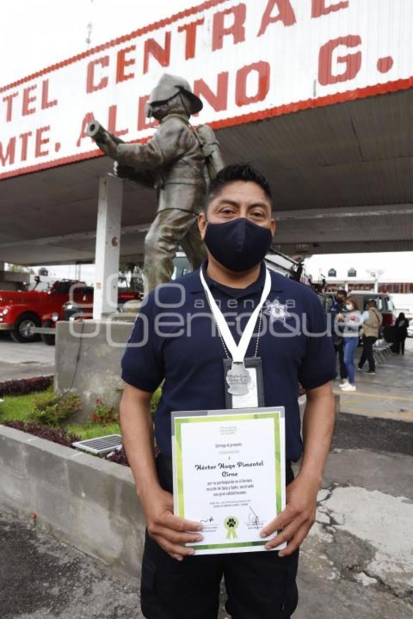 HOMENAJE BOMBEROS SOCAVÓN