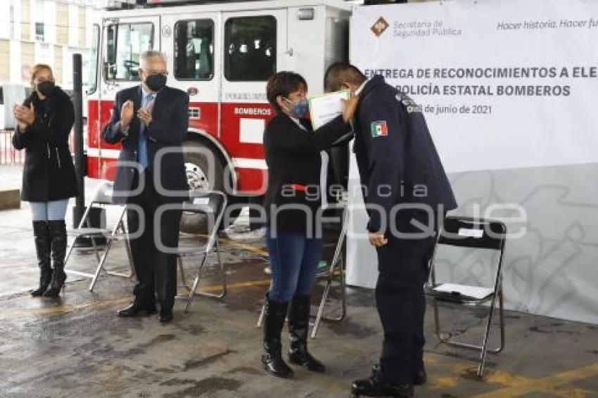 HOMENAJE BOMBEROS SOCAVÓN