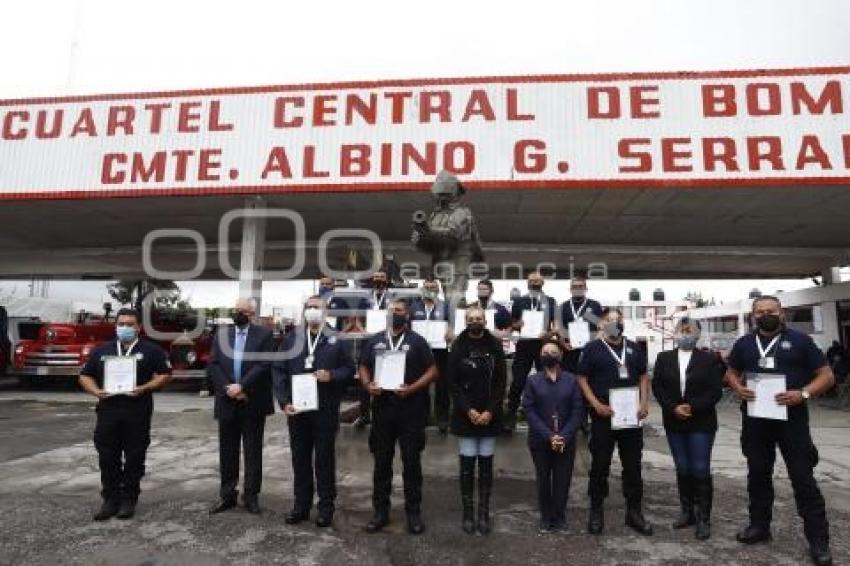 HOMENAJE BOMBEROS SOCAVÓN