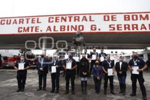 HOMENAJE BOMBEROS SOCAVÓN