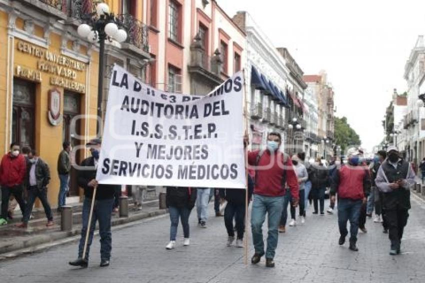 MANIFESTACIÓN MAESTROS