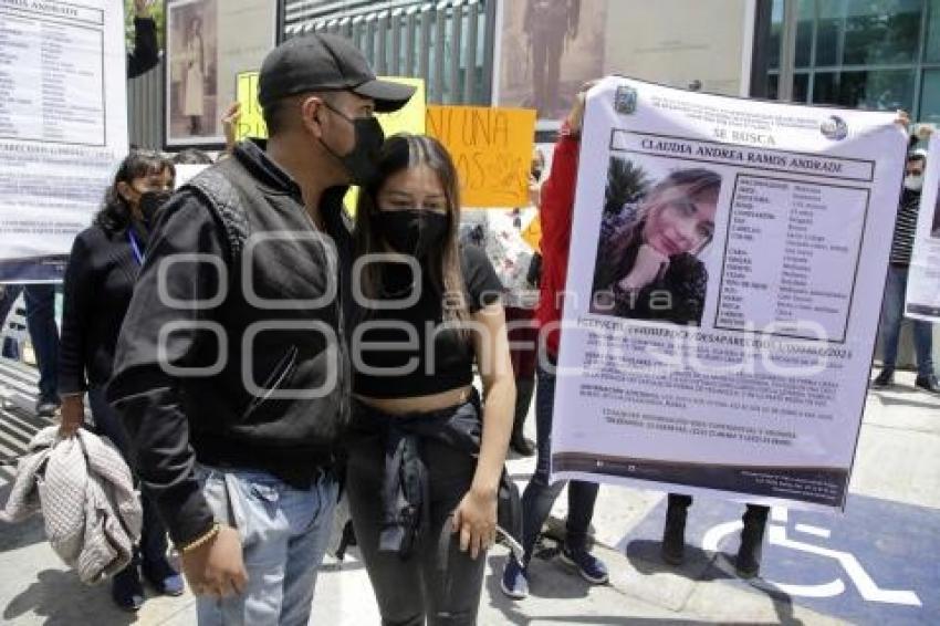 MANIFESTACIÓN . MUJER DESAPARECIDA