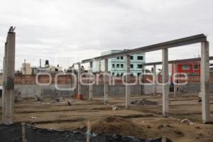 HUEJOTZINGO . CONSTRUCCIÓN MERCADO