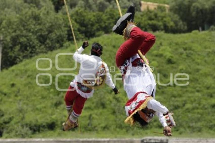 VOLADORES DE CUETZALAN