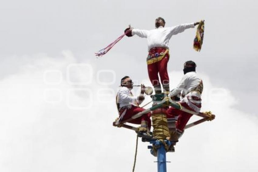 VOLADORES DE CUETZALAN