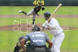 BÉISBOL . PERICOS VS LEONES