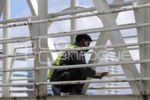 REHABILITACIÓN PUENTE PEATONAL