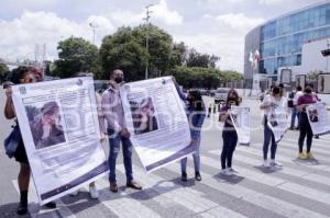 MANIFESTACIÓN . MUJER DESAPARECIDA