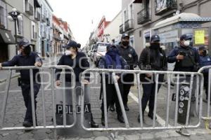 POLICÍA . CERCO DE SEGURIDAD