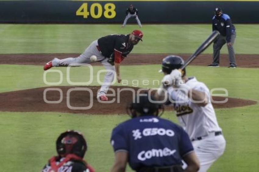 BÉISBOL . PERICOS VS ÁGUILAS