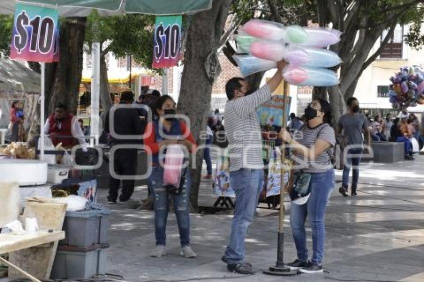 PARQUE DEL CARMEN . AMBULANTES