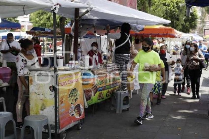 PARQUE DEL CARMEN . AMBULANTES