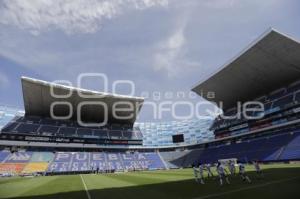 FÚTBOL FEMENIL . CLUB PUEBLA VS LEÓN