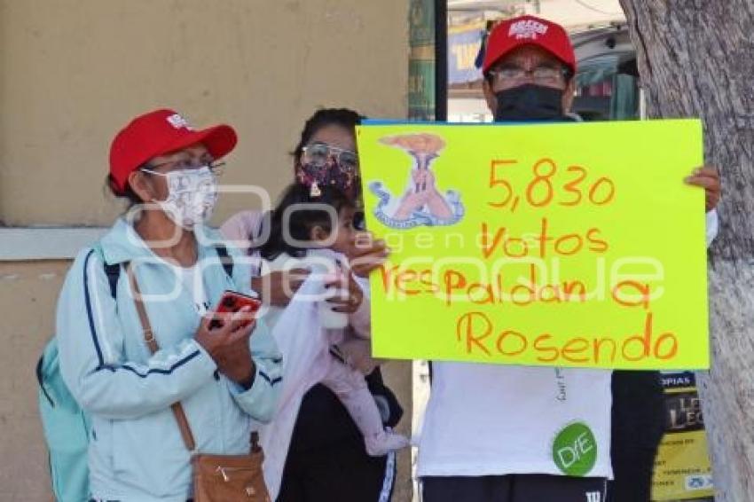 TEHUACÁN . MANIFESTACIÓN