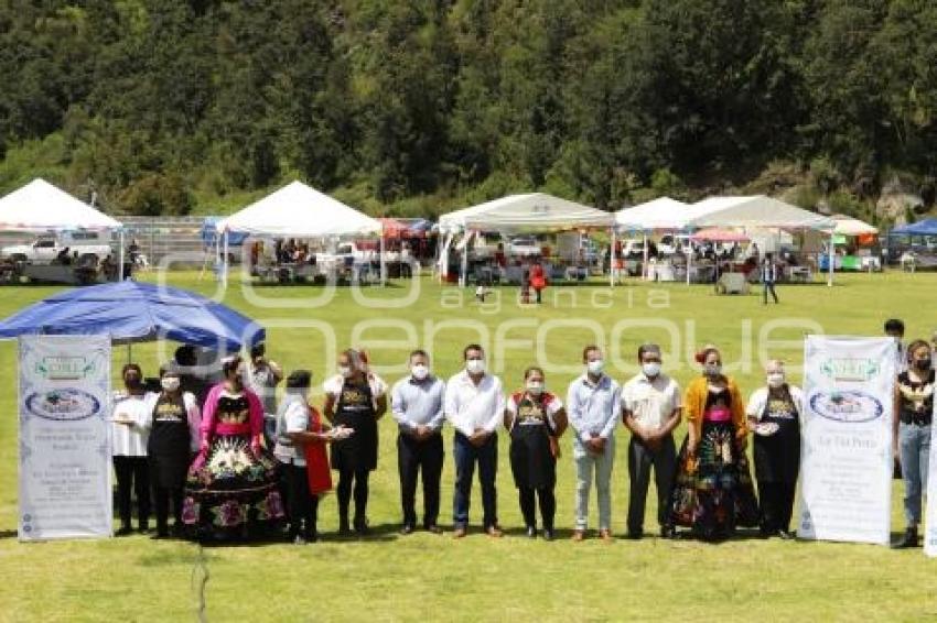 FERIA DEL CHILE EN NOGADA