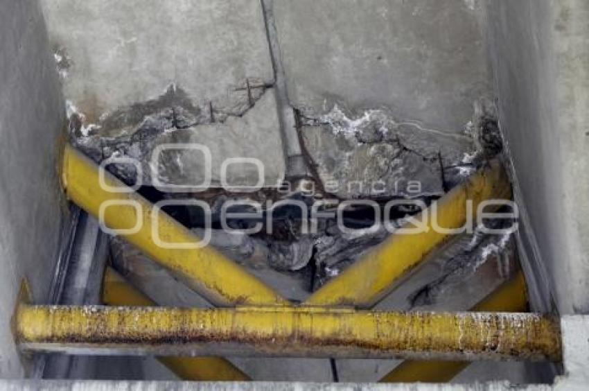 INFRAESTRUCTURA . PUENTE DAÑADO