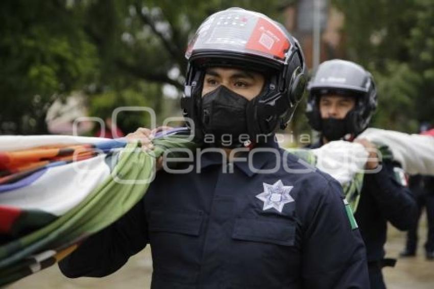 AYUNTAMIENTO . IZAMIENTO BANDERA