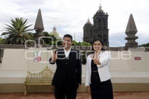 REUNIÓN . CLAUDIA RIVERA Y EDUARDO RIVERA