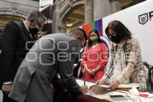 AYUNTAMIENTO . BODA COLECTIVA