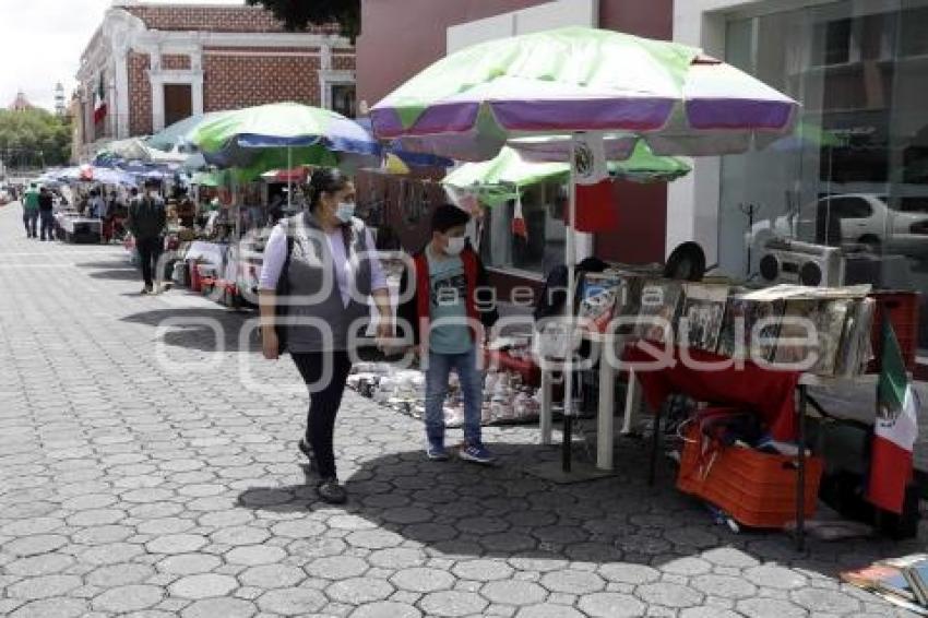 FIESTAS PATRIAS . AMBULANTES