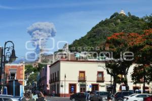 VOLCÁN POPOCATÉPETL . FUMAROLA