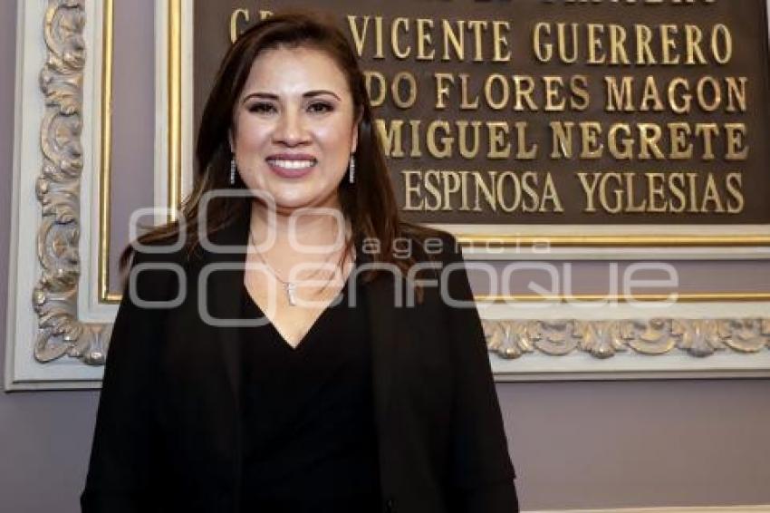 LAURA IVONNE ZAPATA MARTÍNEZ