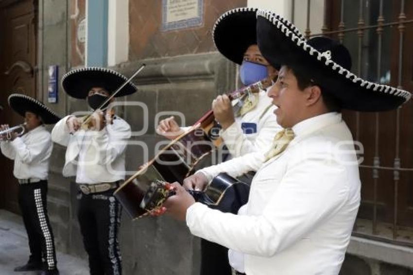 FIESTAS PATRIAS . MARIACHI