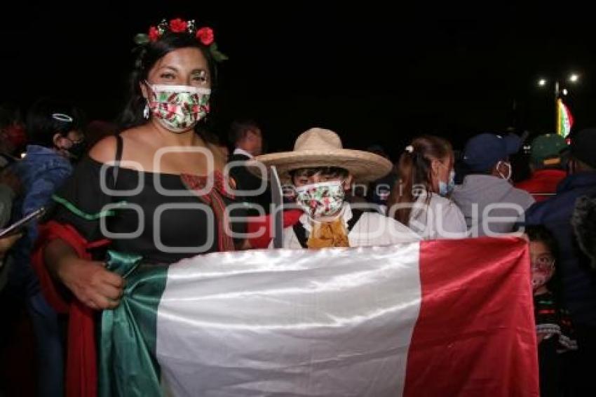 FIESTAS PATRIAS . CASA AGUAYO