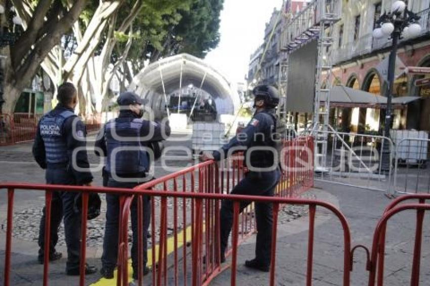 ZÓCALO ACORDONADO