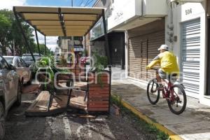 PARKLET DAÑADO