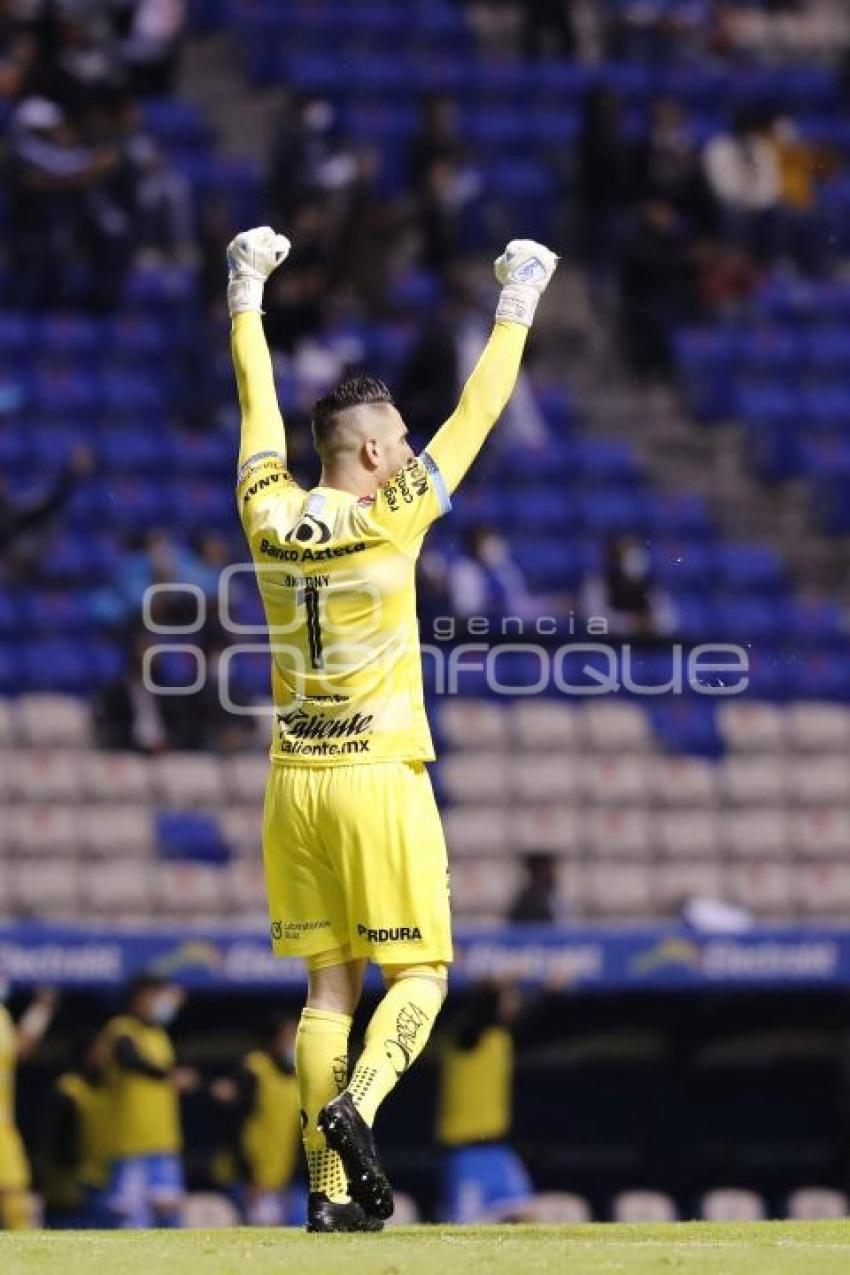 FÚTBOL . CLUB PUEBLA VS CRUZ AZUL