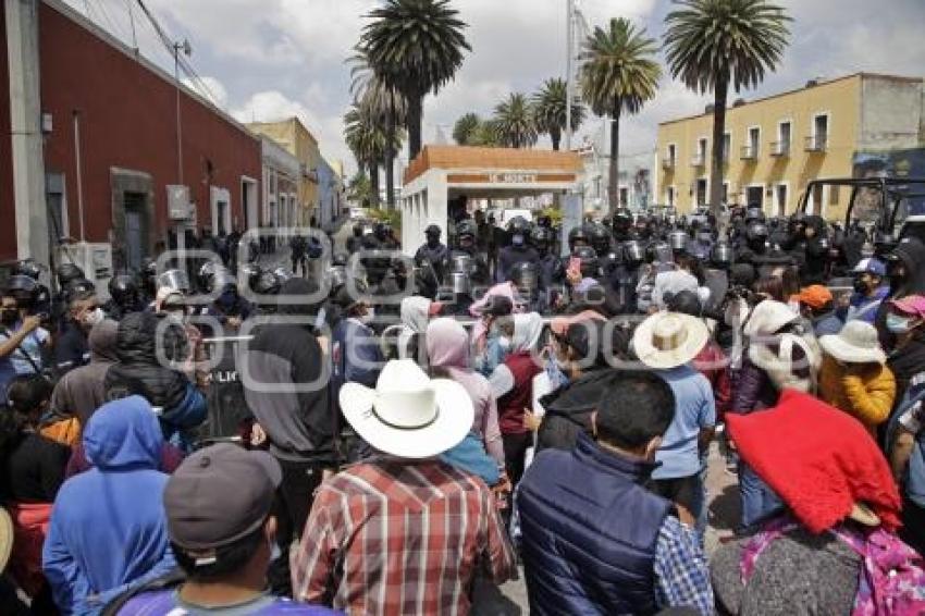 MANIFESTACIÓN . HABITANTES PALMARITO