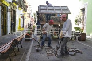 INFRESTRUCTURA . CALLEJÓN DE LOS SAPOS