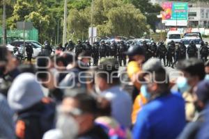 TLAXCALA . PROTESTA DE MAESTROS