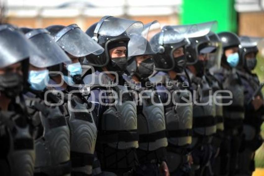 TLAXCALA . PROTESTA DE MAESTROS