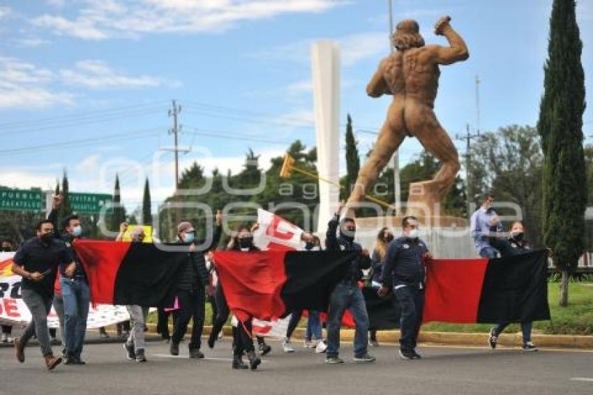 TLAXCALA . MANIFESTACIÓN TRABAJADORES