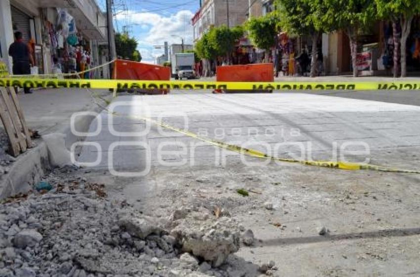 TEHUACÁN . REDUCTORES DE VELOCIDAD