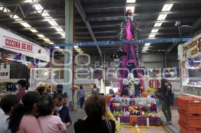 CATRINA MONUMENTAL